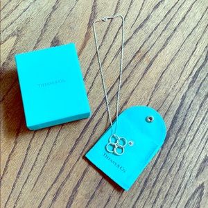 Tiffany Elsa Peretti Quadrifoglio Pendant